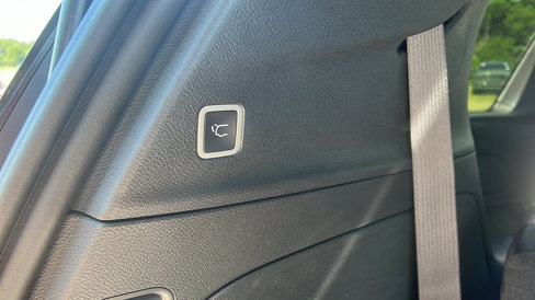 New 2026 Chrysler Voyager LX image 13