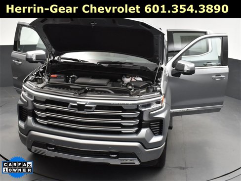 Used 2024 Chevrolet Silverado 1500 High Country w/ High Country Premium Package image 47