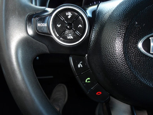 Used 2016 Kia Soul image 17