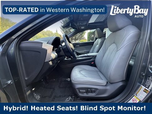 Used 2019 Toyota Avalon XLE image 10