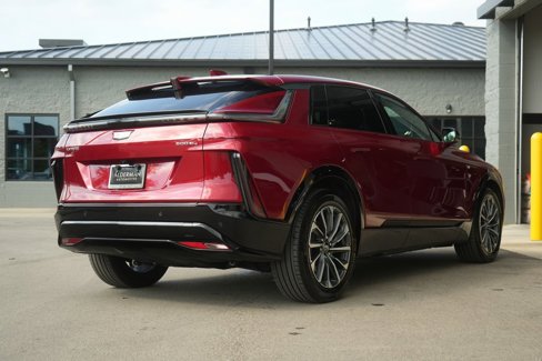 Used 2024 Cadillac Lyriq Sport image 15
