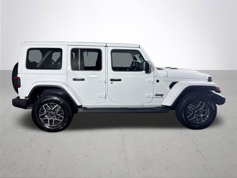 New 2025 Jeep Wrangler Sahara image 6