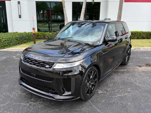 Used 2024 Land Rover Range Rover Sport image 13