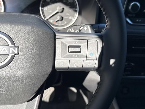 New 2026 Nissan Rogue SV image 7