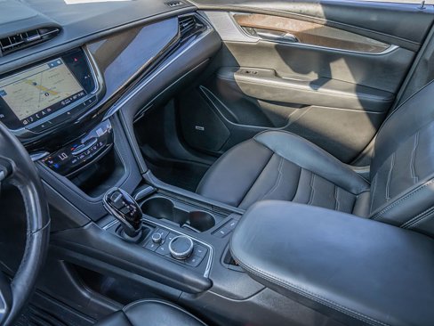 Used 2021 Cadillac XT6 Premium Luxury w/ Platinum Package image 20