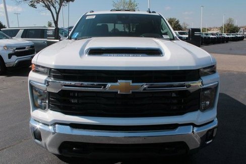 New 2026 Chevrolet Silverado 3500 LT w/ Convenience Package image 4
