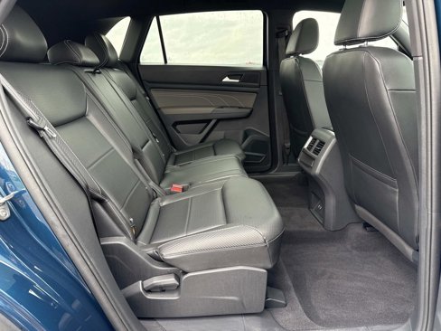 Used 2022 Volkswagen Atlas Cross Sport SE w/ Panoramic Sunroof Package image 20