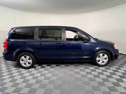 Used 2013 Dodge Grand Caravan SE image 8
