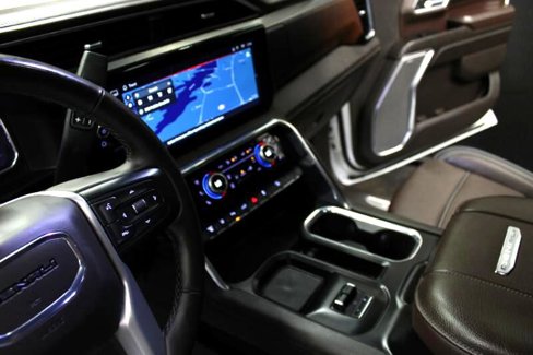 Used 2024 GMC Sierra 2500 Denali w/ Denali Reserve Package image 49
