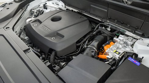 New 2025 Volvo XC90 T8 Plus w/ Protection Package Premier image 32