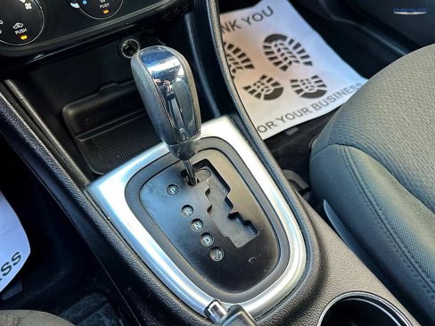 Used 2012 Chrysler 200 Touring image 18