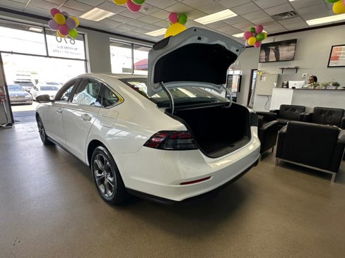 Used 2023 Honda Accord EX image 15
