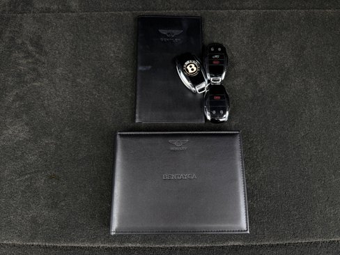 Used 2020 Bentley Bentayga Design Series image 51