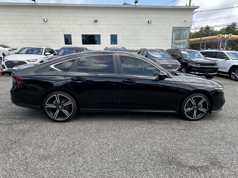 Used 2024 Honda Accord Sport image 2