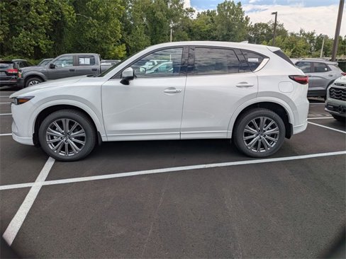 New 2025 MAZDA CX-5 Signature image 6