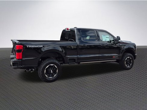 New 2026 Ford F250 Platinum w/ Tremor Off-Road Package image 4
