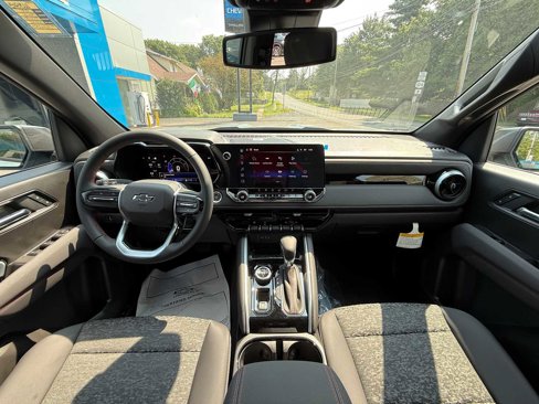 New 2025 Chevrolet Colorado Z71 w/ Technology Package image 10