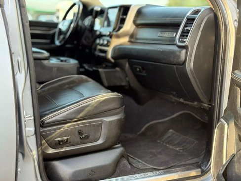 Used 2020 RAM 2500 Laramie image 22