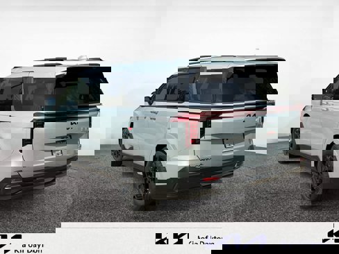 New 2026 Kia Carnival SX Prestige image 3