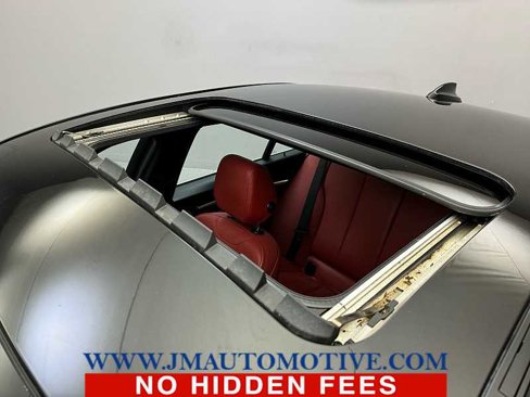 Used 2017 BMW 330i xDrive Sedan image 11