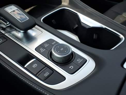 New 2026 INFINITI QX60 Luxe image 17