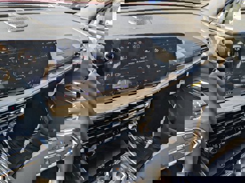 New 2026 Chevrolet Traverse LT w/ Enhanced Driving Package image 21