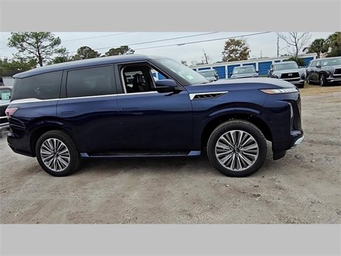 New 2025 INFINITI QX80 Sensory image 26