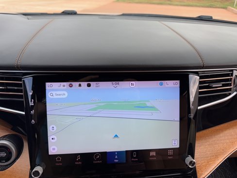Used 2022 Jeep Grand Wagoneer Series III w/ Rear Seat Video Group 1 image 13