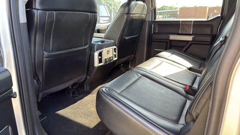 Used 2019 Ford F250 Lariat w/ Lariat Ultimate Package image 12