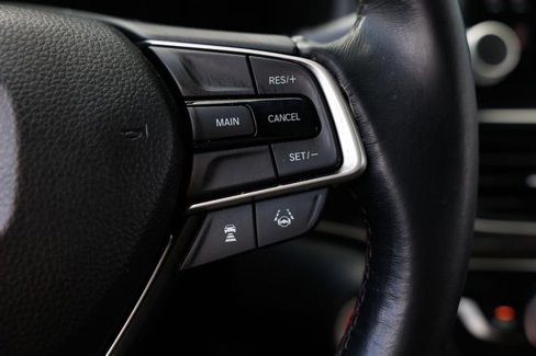 Used 2018 Honda Accord Sport image 29