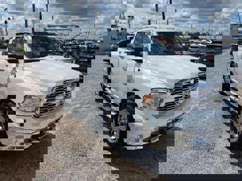 Used 2017 RAM 1500 Lone Star image 4