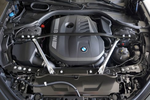 New 2026 BMW 740i w/ Premium Package image 22