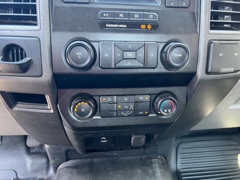 Used 2022 Ford F250 XL image 23