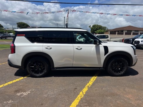Used 2025 Nissan Armada PRO-4X image 6