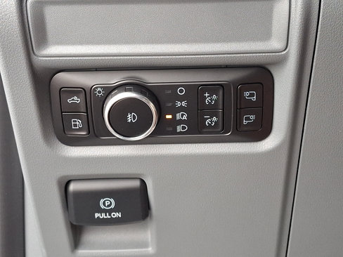 Used 2025 Ford F150 XLT w/ Equipment Group 302A MID image 26