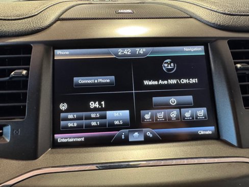 Used 2015 Lincoln MKS AWD w/ Equipment Group 201A image 32