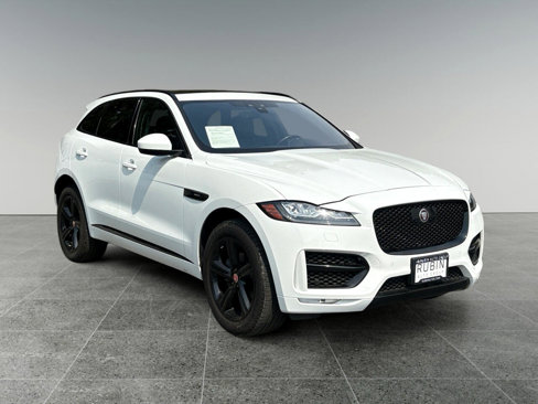 Used 2019 Jaguar F-PACE R-Sport image 1