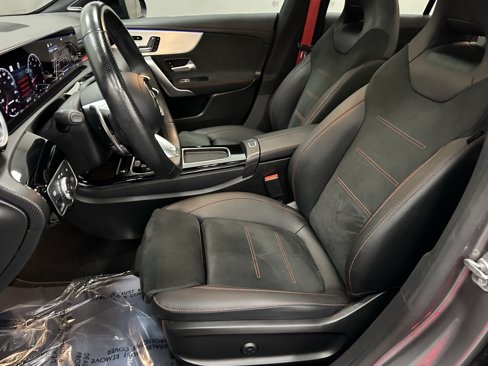 Certified 2025 Mercedes-Benz CLA 35 AMG 4MATIC image 21