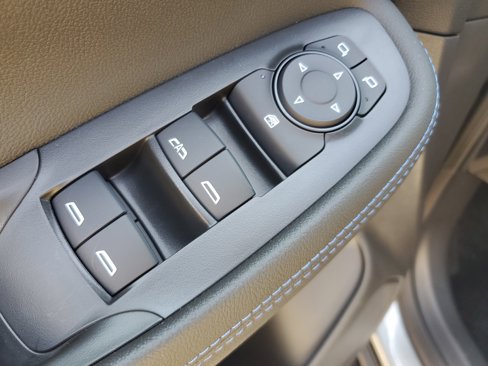 New 2026 Buick Encore GX Sport Touring image 17