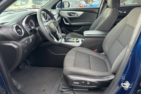 Used 2022 Chevrolet Blazer LT image 9