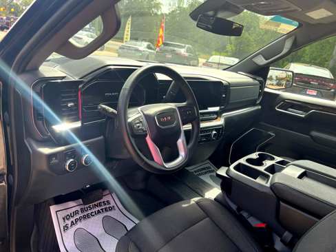 Used 2023 GMC Sierra 1500 Elevation w/ LPO, Elevation Black Package image 11