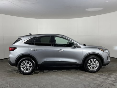 Used 2024 Ford Escape Active w/ Tech Pack #2 image 5