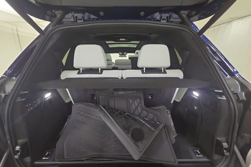 Certified 2024 BMW X7 xDrive40i w/ Executive Package image 29