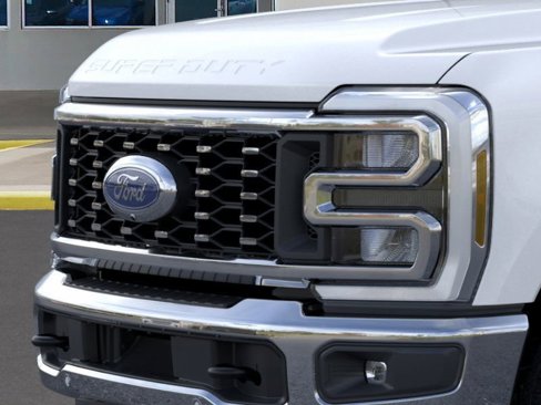New 2026 Ford F350 4x4 Crew Cab DRW Super Duty image 17