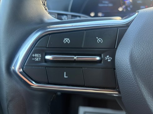 Certified 2025 Chevrolet Equinox LT w/ Convenience Package II image 19