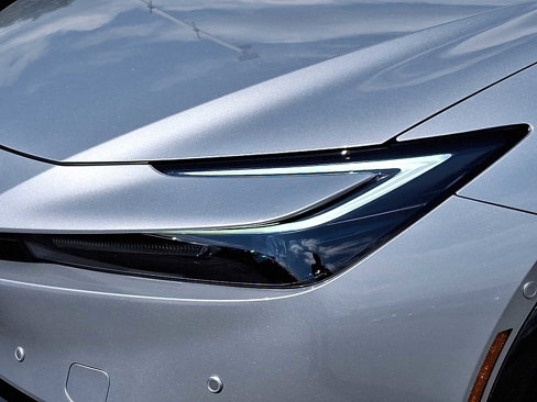 New 2026 Toyota Prius Plug-In Hybrid image 7