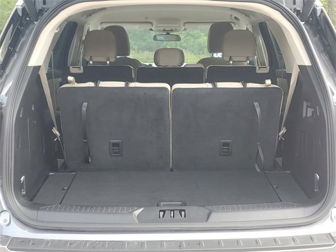 Certified 2023 Ford Explorer XLT image 8