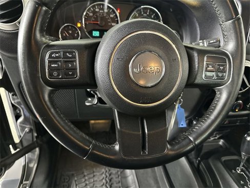 Used 2017 Jeep Wrangler Unlimited Sahara w/ Connectivity Group image 11