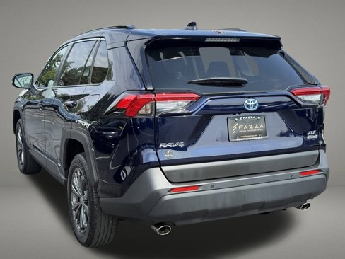 Used 2024 Toyota RAV4 XLE Premium image 3