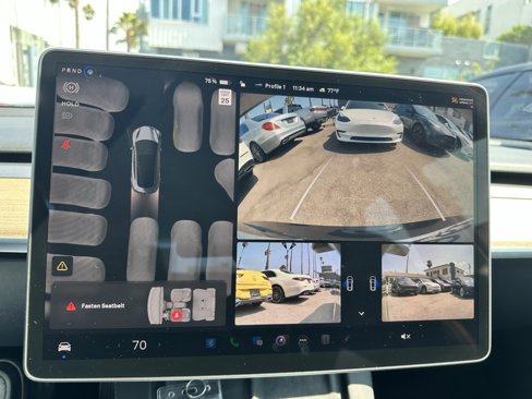 Used 2023 Tesla Model 3 Standard Range image 18